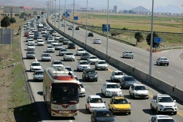 ترافیک سنگین در محورهای چالوس و هراز