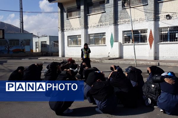 مانور زلزله؛ تمرینی برای زندگی