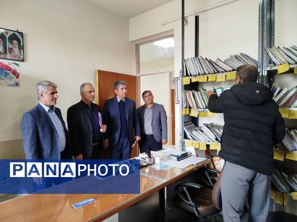 بازدید اداره‌کل آموزش و پرورش خراسان از بخش‌های مختلف آموزش و پرورش شهرستان فاروج 