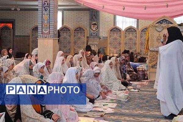 برگزاری اعتکاف دانش‌آموزی در مسجد امیرالمؤمنین(ع) باقرشهر 