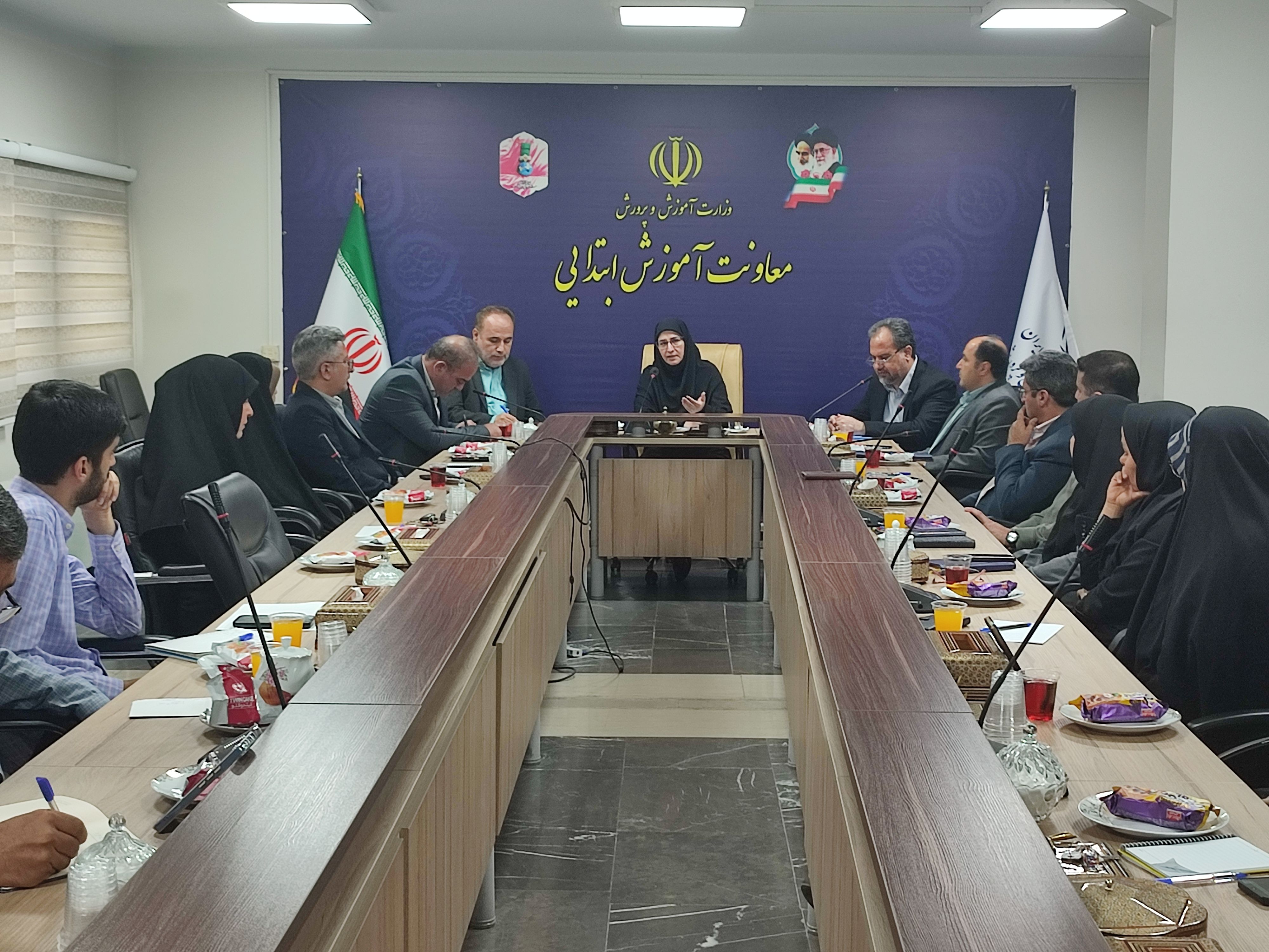 سرپرست جدید دفتر دبستان معاونت آموزش ابتدایی معرفی شد