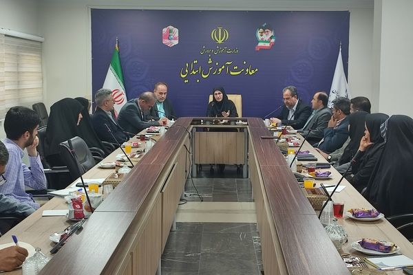 سرپرست جدید دفتر دبستان معاونت آموزش ابتدایی معرفی شد