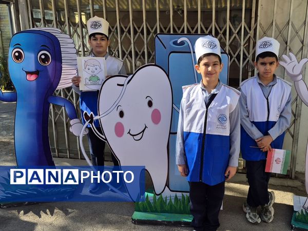 افتتاحیه برنامه «سفیران سلامت دانش‌آموزی» در ناحیه سه