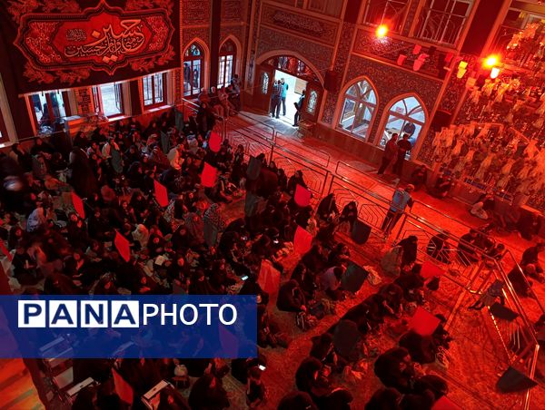 برگزاری مراسم شب سوم عزاداری اباعبدالله(ع) در تکیه ابوالفضلی نیشابور