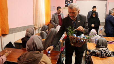 آیین آغاز توزیع منظم شیر در مدارس خراسان رضوی