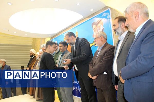 آئین تکریم و تقدیر از خادمین موکب اربعین امام رضا شهرستان سبزوار