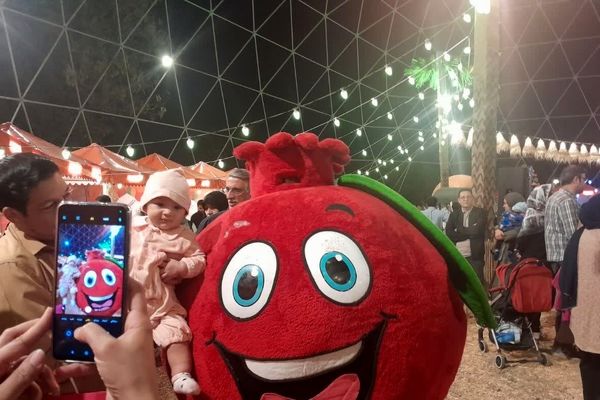 طعم و رنگ پاییز در باغ مشهد