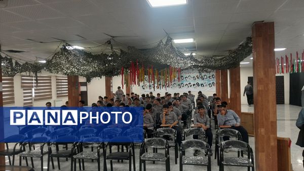 مراسم یادواره شهدا در دبیرستان دهخدا ناحیه یک کرج