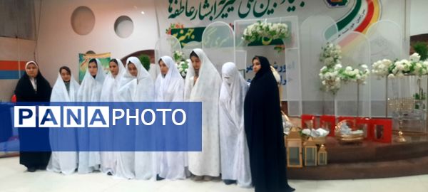 اهدای ۲۷ سری جهیزیه به نوعروسان باخرزی به مناسبت میلاد حضرت زهرا(س)