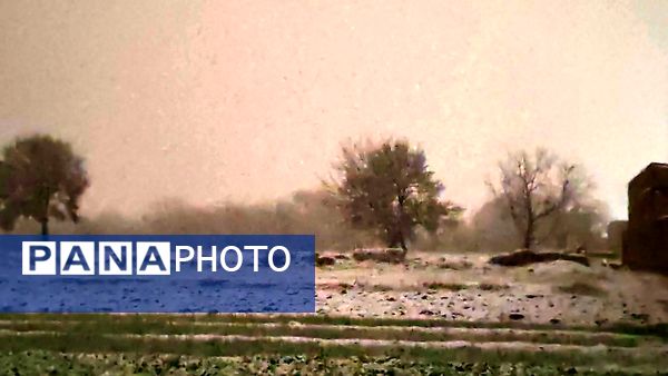 گذری بر دقایق اول بارش برف پاییزی در نیشابور 