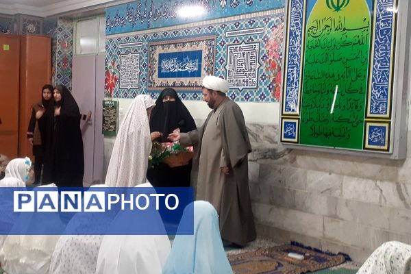 تمرین بندگی دانش آموزان مدرسه هدی یک برای ماه مبارک رمضان