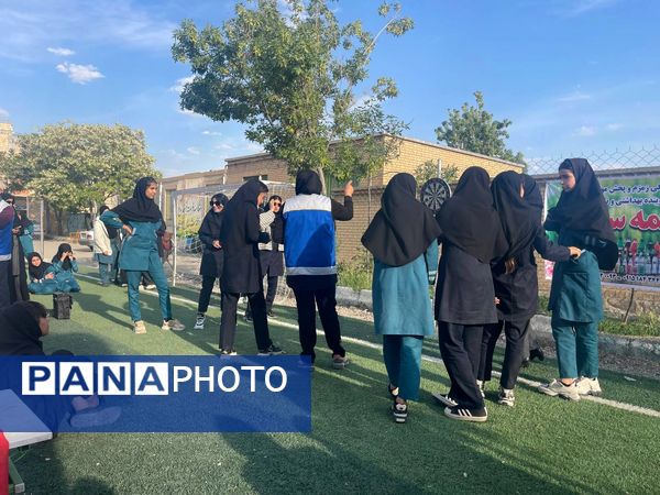 برگزاری مسابقه استعدادیابی دارت در دبیرستان حاج محمود ثابتی شیروان