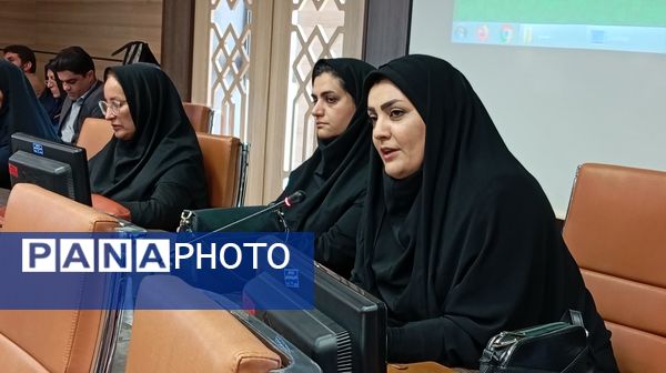 استاندار و مسئولان گوش شنوایی «سمن‌ها» شدند