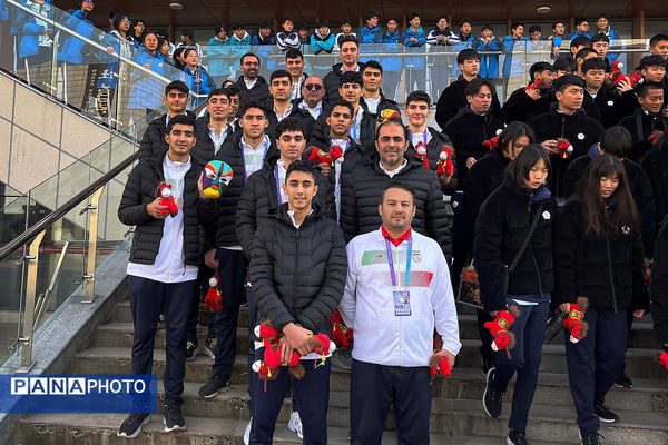 بازدید دانش‌آموزان والیبالیست زیر ۱۵ سال ایران از مدرسه شانگژو در روز چهارم مسابقات