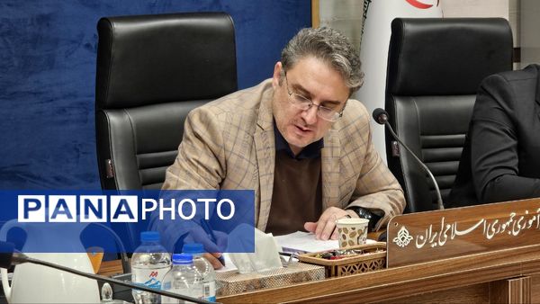 جلسه حوزه پرورشی گلستان با حضور معاونان و مدیران کل وزارت آموزش و پرورش