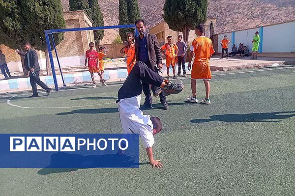 آغاز المپیاد درون‌مدرسه‌ای دانش‌آموزان دیشموک همزمان با هفته تربیت‌بدنی