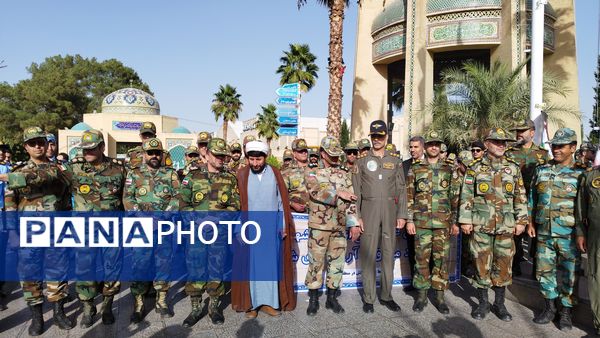 مراسم اولین سالگرد شهادت  سید حسن نصرالله، شهید حاج عباس نیلفروشان و سید هاشم صفی الدین در گلستان شهدا اصفهان 