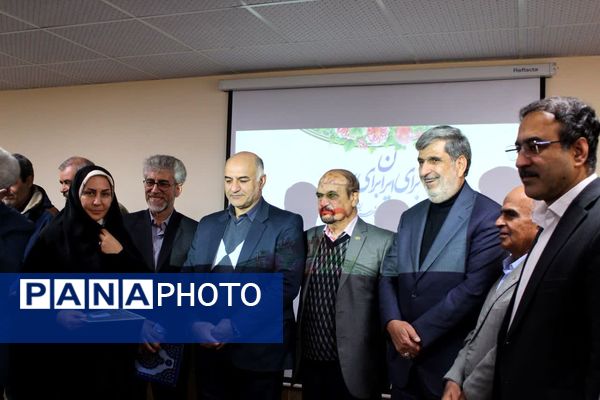 مراسم افتتاح هنرستان دخترانه ۱۸ کلاسه ربیعی در بروجرد 