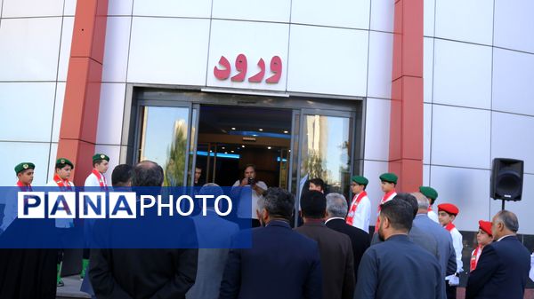 جلسه جمع‌بندی سفر اعضای کمیسیون آموزش مجلس به استان با حضور وزیر آموزش و پرورش 