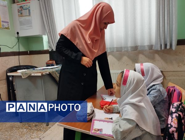 اجرای طرح حامی با حضور جهادی آموزگاران ملاردی  برای جبران ضعف درسی دانش آموزان ابتدایی 