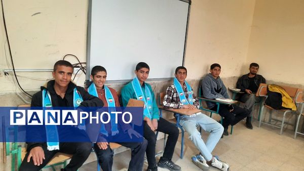 مانور سراسری زلزله در دبیرستان  پسرانه عشایر یاسوج 