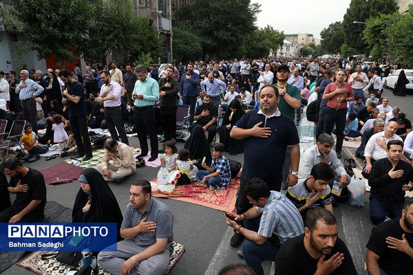 مراسم دعای عرفه در خیابان سعدی