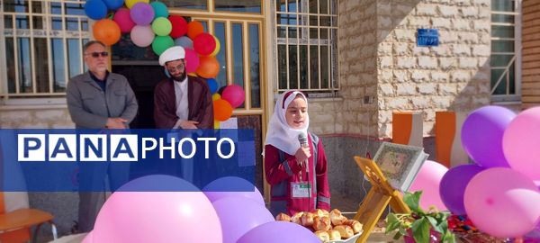 جشن غنچه‌ها در اشترینان