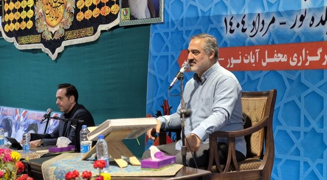 محفل قرآنی آیات نور در بلده