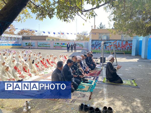 آسمان باخرز به امید رحمت؛ نماز باران با حضور دانش‌آموزان و مسئولان اقامه شد