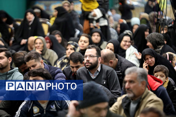 اجتماع توان‌یابان مهدی‌یاور در مسجد مقدس جمکران