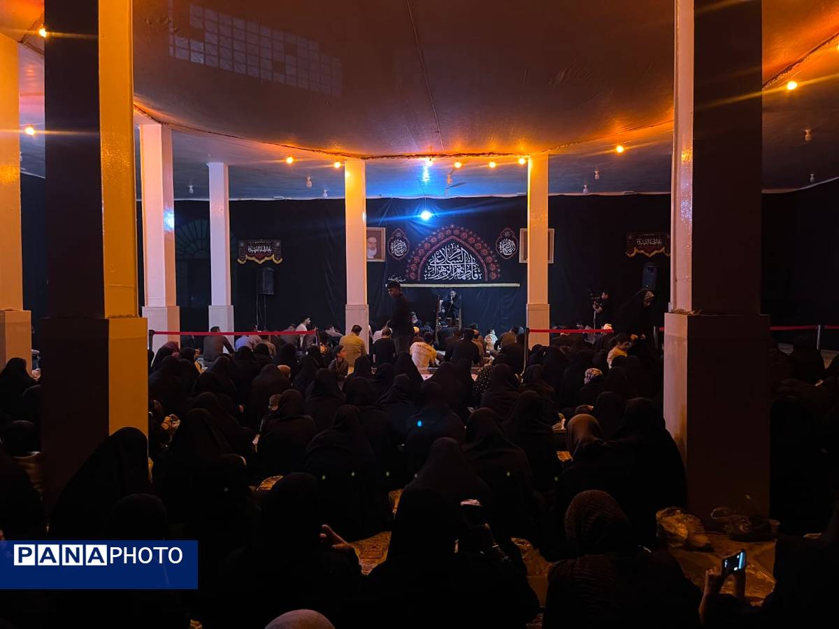 مراسم شب سوم سوگواری حضرت فاطمه(س) در تپه شهدای گمنام کهنوج