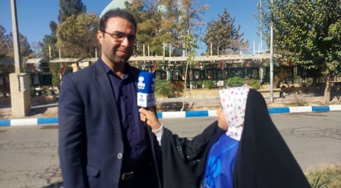 برگزاری مراسم گلباران مزار شهدا در امام زاده محمد کرج