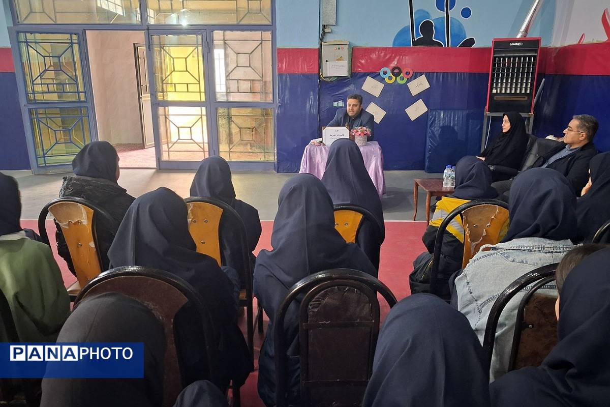 طرح قاضی در مدرسه، در دبیرستان موسی بن جعفر(ع) باقرشهر 