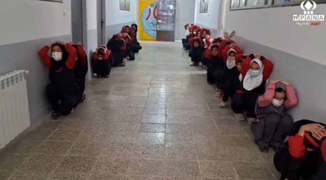 مانور زلزله در مدرسه توحید شهر کلاته رودبار 