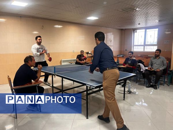 رقابت ورزشی تنیس روی میز فرهنگیان در نوخندان