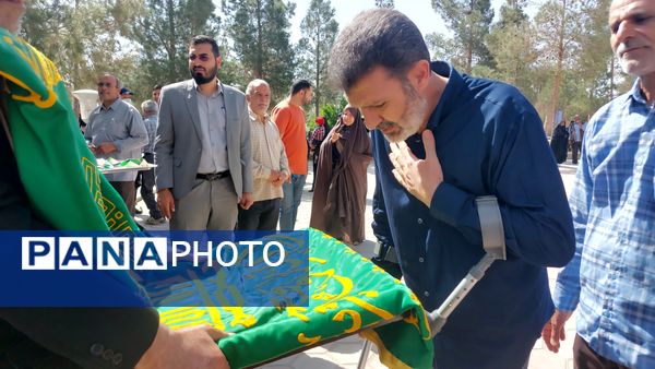 حضور کاروان زیر سایه خورشید در نایین