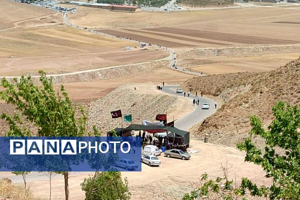 پیاده‌روی جاماندگان اربعین حسینی در شهر سورشجان