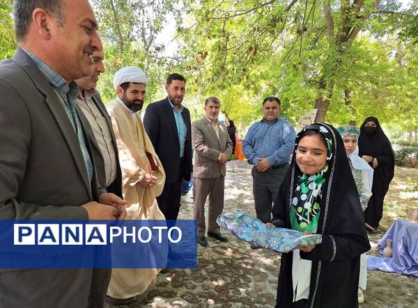 افتتاح پایگاه‌های اوقات فراغت تابستانی دانش‌آموزان با نیازهای ویژه
