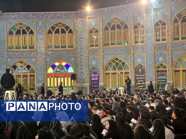 مراسم احیاء شب نوزدهم ماه مبارک رمضان(لیالی قدر) در نجف ایران