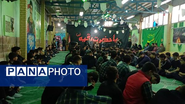 اندیشه شاهد هم‌نوا با غم فاطمه(س)