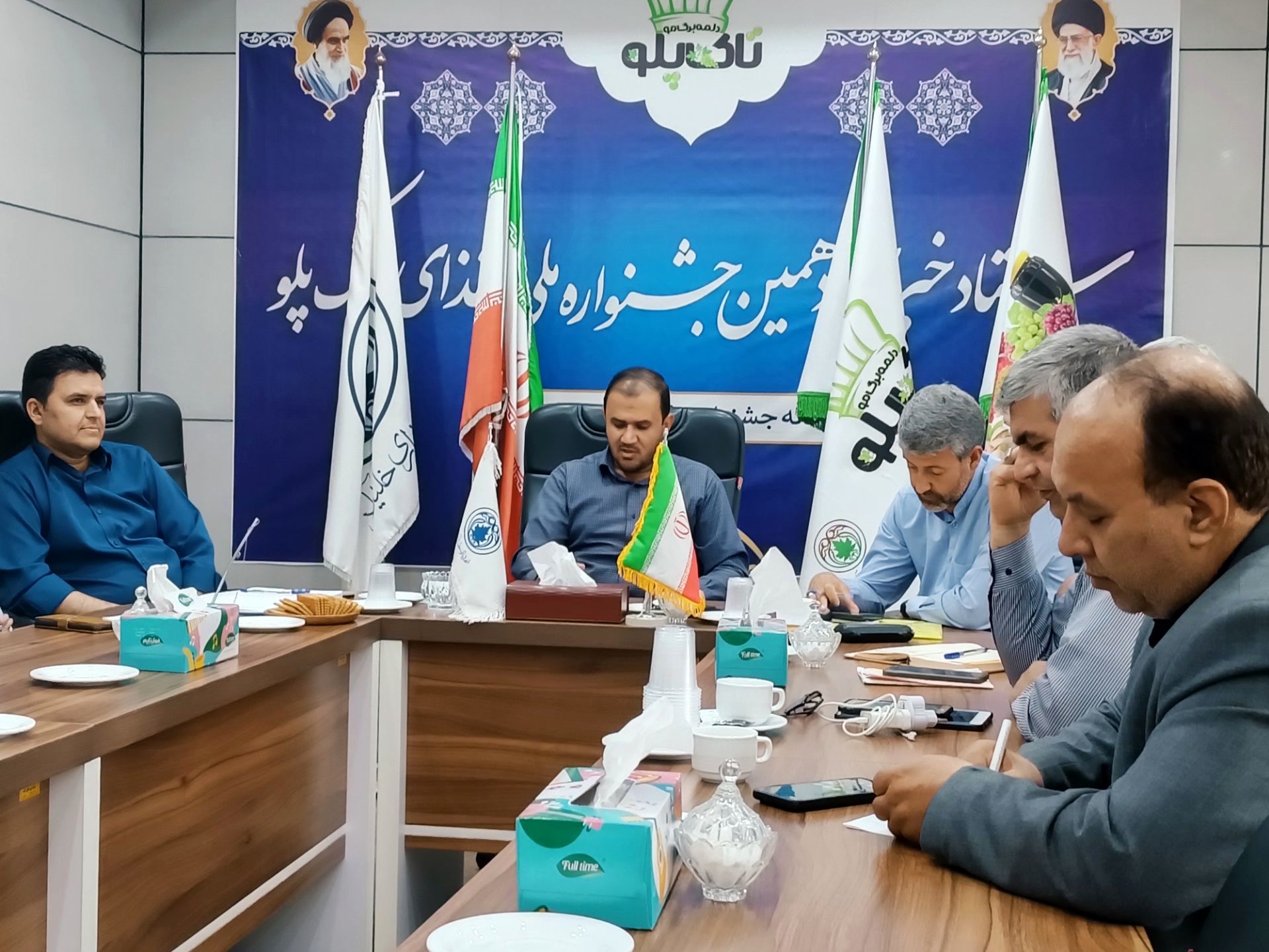 دومین جلسه نشست خبری در مورد جشنواره تاک پلو خلیل اباد