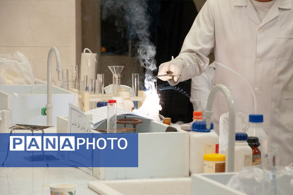 کارگاه استانی<طراحی آزمایش‌های جذاب و کاربردی>ویژه دبیران شیمی 