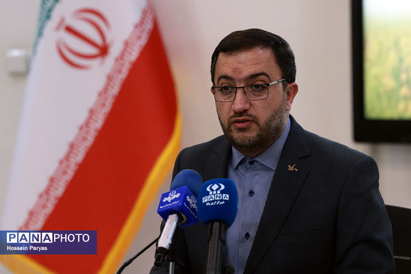 نشست خبری تبیین سند ملی کودک و نوجوان و هفته ملی کودک