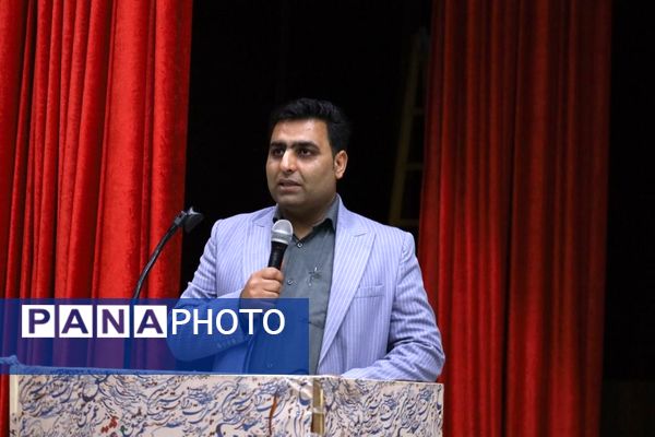 تجلیل از ۹۶ قصه‌گوی برتر رودان