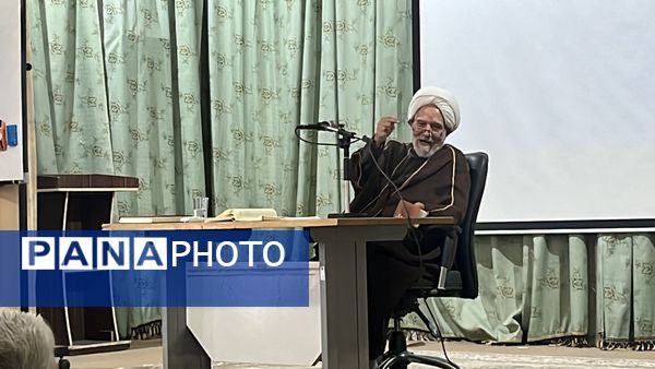 برگزاری دوره آمورشی طرح اندیشه اسلامی «دانا» در اشکذر