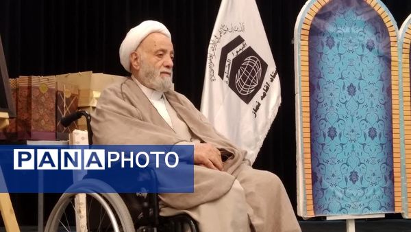 اولین اجلاس نماز با عنوان نماز نسل‌نو و رسالت ما در کاشان