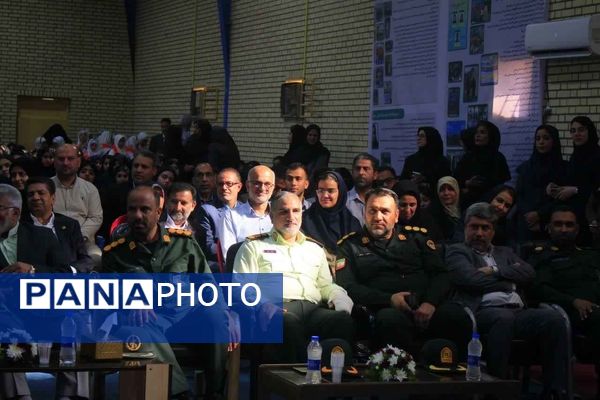 آیین زنگ مهر و بازگشایی مدارس در بندرعباس