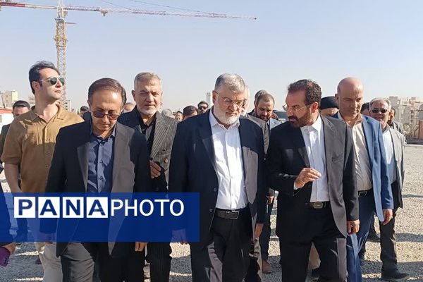 سفر یک‌روزه استاندار تهران به شهرستان بهارستان