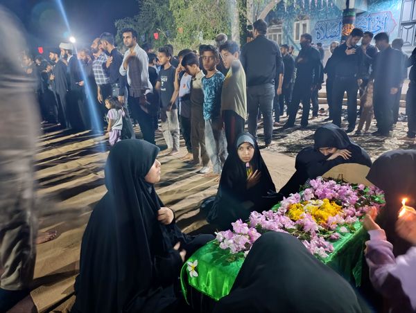  مراسم تشییع نمادین حضرت زهرا (س) با حضور گسترده مردم بوموسی