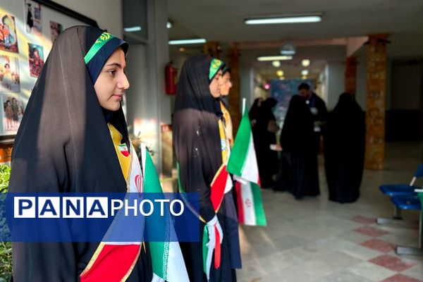 لحظه‌هایی از یادگیری و هم‌دلی در کارگاه توانمندسازی پیشتازان اسلامشهر